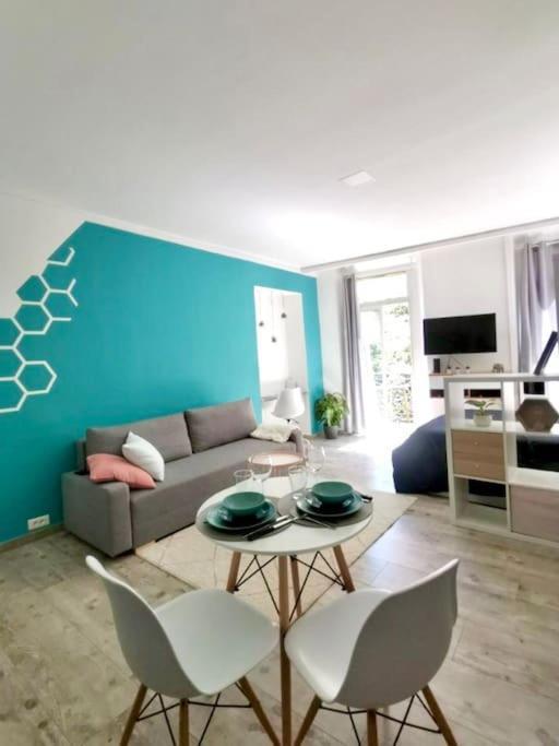 Esprit Cosy Au Centre Historique Apartment Toulon Bagian luar foto